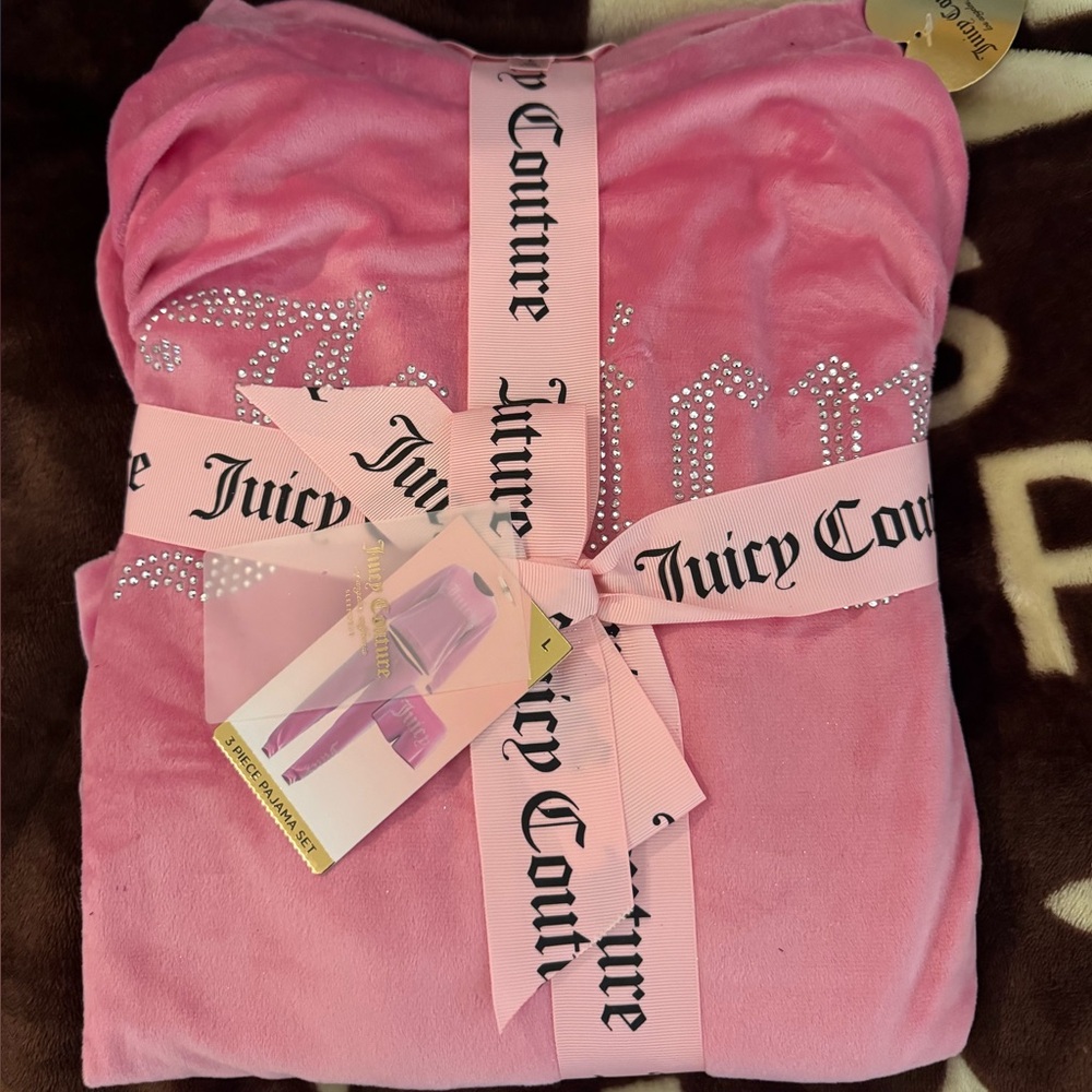 Juicy Couture Pink Velour top & bottom